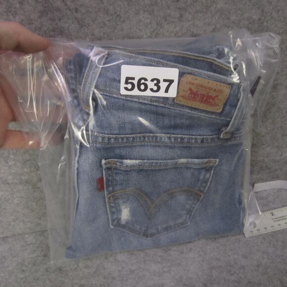 Levis 524 Too Superlow Jeans Womens 0 Medium Blue Distressed Low Rise Stretch - Picture 9 of 9